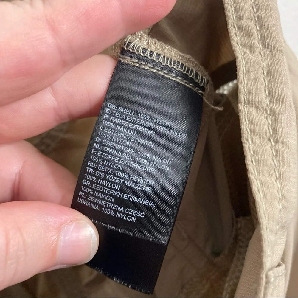 Northface Cargo Shorts - Khaki - Size 36